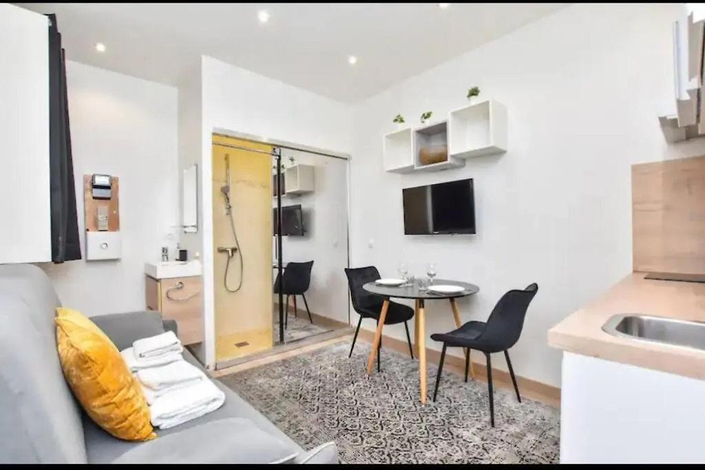 Studio Special Jo - Pigalle - Montmartre - Republique - 2 Pers Apartment *